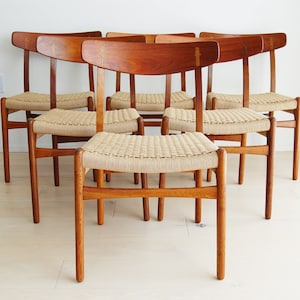 Set of 6 Danish Modern Hans Wegner Teak and Oak Dining Chairs Ch-23 Carl Hansen and Son image 2