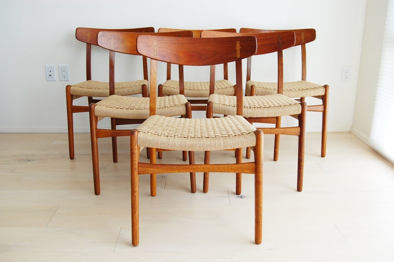 Set of 6 Danish Modern Hans Wegner Teak and Oak Dining Chairs Ch-23 Carl Hansen and Son image 2