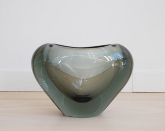 Danish Modern Holmegaard Minuet Smoky Gray Glass Heart-Shaped Vase Per Lutken Large