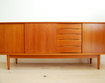 Scandinavian Modern Fredrik Kayser Teak Sideboard for Skei and Co. Mobelfabrik Made in Norway