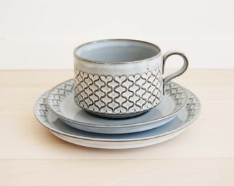 Danish Modern Jens Quistgaard Nissen "Cordial" Coffee/Tea Cup, Saucer, and Cake Plate Set Made in Denmark