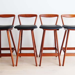 Set of 4 Danish Modern Henry Rosengren Hansen Teak Counter Height Stools for Brande Mobelfabrik Made in Denmark