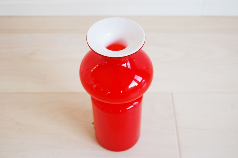 Danish Modern Holmegaard Red Glass Vase Carnaby Per Lutken Made in Denmark image 3