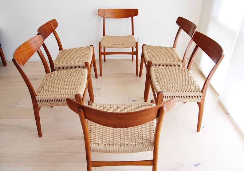 Set of 6 Danish Modern Hans Wegner Teak and Oak Dining Chairs Ch-23 Carl Hansen and Son image 6