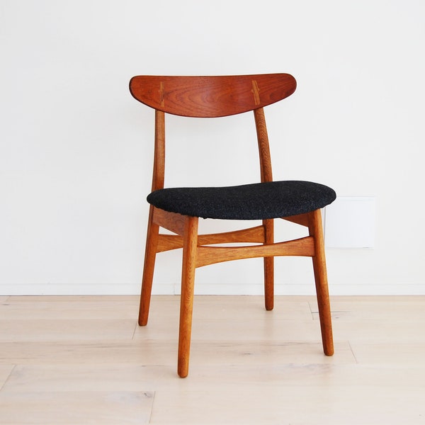 Danish Modern Hans J Wegner Teak and Oak Chair Ch30 Carl Hansen and Son Made in Denmark