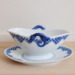 Rare Kronberg Bing and Grondahl Porcelain Sauce/Gravy Boat with Attached Plate Made in Denmark, 311 image 1