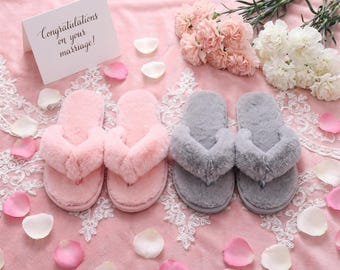 Faux Fur Slides for Women, Cozy Plush Slippers, Alphabet Letter Shoes, Warm Fuzzy Indoor Home Slippers, Soft Winter Gift Idea