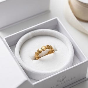 18k Gold Plated Adjustable Shell Ring, Stainless Steel, Waterproof, Tarnish Free, hypoallergenic