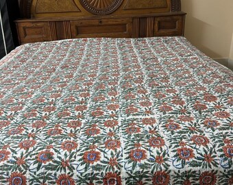 Boho sprei Indiase kantha handgestikte kantha sprei in vintage stijl met rode bloemenprint handgestikte Indiase kantha sprei
