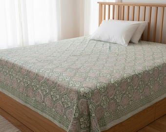 Ogee-stijl latwerk Kantha-steek Katoenen bedovertrek Bloemen Sprei Kantha Bloemen Indiase quilt Hippie Boho Deken Gooi Sprei