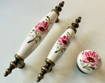 French Country Floral Knobs - Botanical Porcelain Drawer Pulls - Farmhouse Kitchen Cabinet Handles - Antique Rose Furniture Hardware