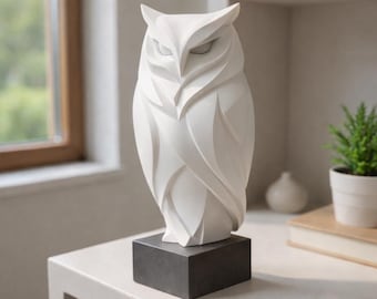 Geometric Owl Sculpture STL | Modern Low Poly Bird 3D Print File | Minimalist Wildlife Decor Statue | Printable Desk Model