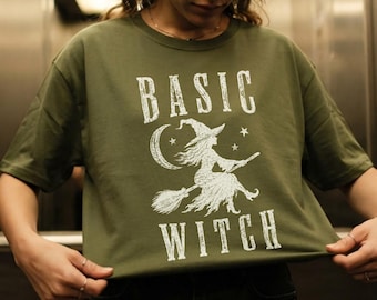 T-shirt basique de sorcière, T-shirt Halloween Witch Squad, T-shirt Nuit Magique, Pull mignon de sorcière volant sur un balai