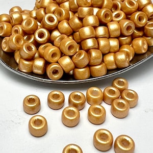 6/0 (4.1mm) | Tutti Frutti Carambola | Czech Glass Seed Beads | Matubo | 6-02010-24506 | Variety of pack sizes available