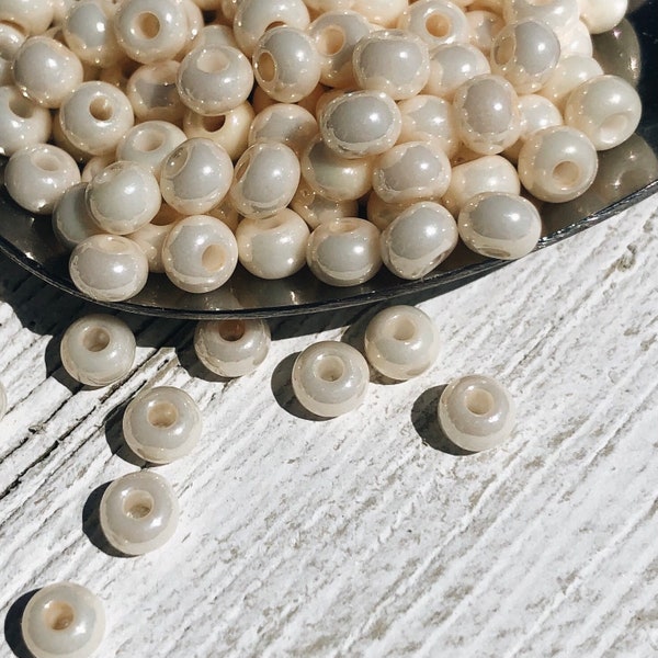 6/0 (4.1mm) | Pearl Light Eggshell Ceylon Opaque | Czech Glass Seed Beads | Preciosa Ornela Rocailles | #46113