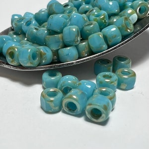 6/0 3 Cut Matubo | Turquoise Blue Rembrandt | Seed Beads | MTB06C-63030-43500