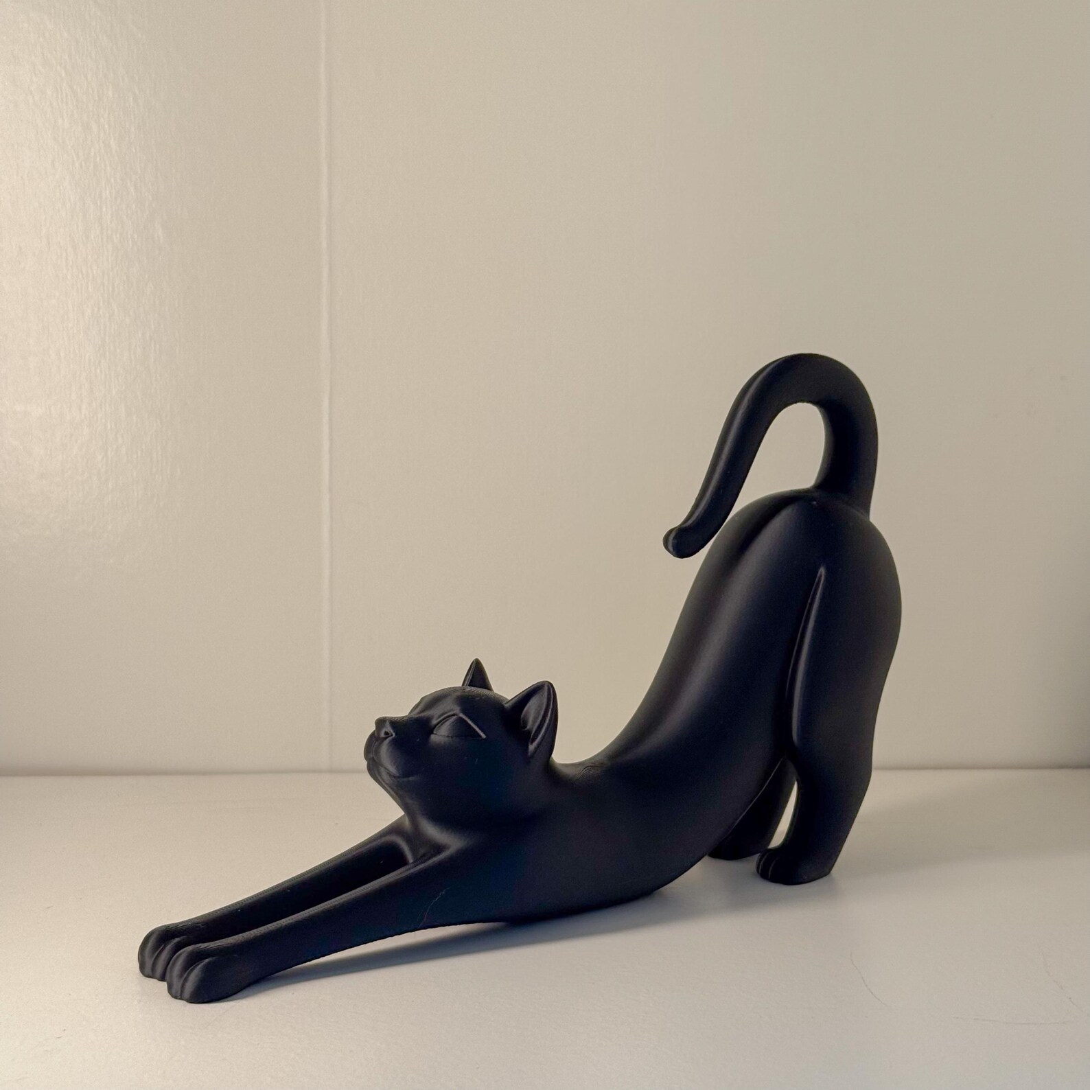Black Stretching Cat, Minimal Cat Statue thumbnail 5
