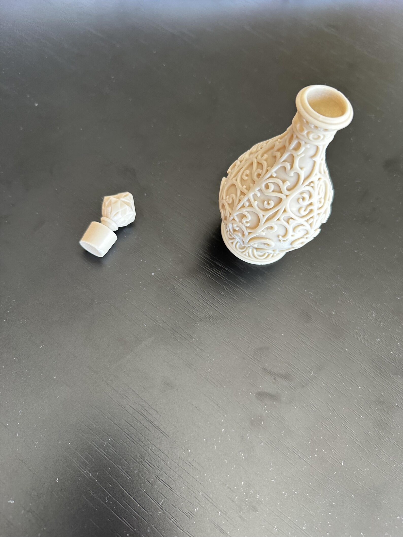 Royal Mana Decanter - Fantasy Potion Bottle thumbnail 3