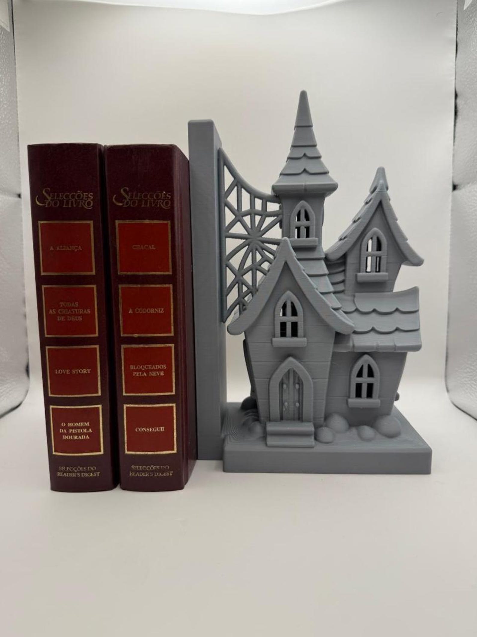 Witch House Bookend - Illuminated Gothic Bookend thumbnail 2