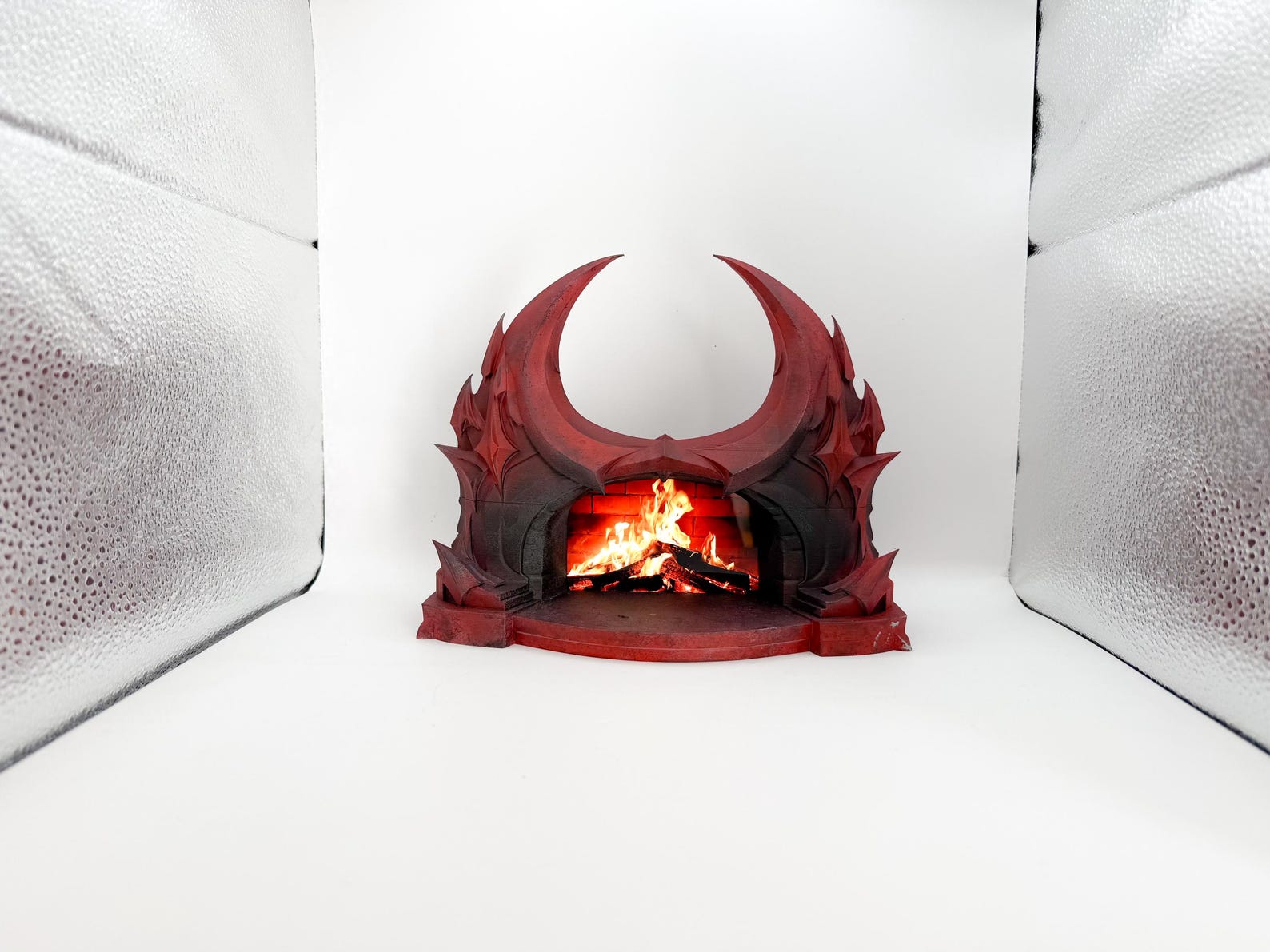 Darkmoon Gothic Fireplace, Diorama Display thumbnail 3
