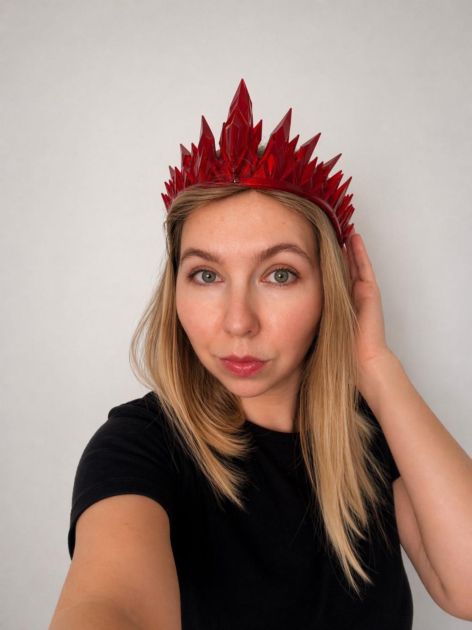 Crimson Bloodstone Tiara thumbnail 7