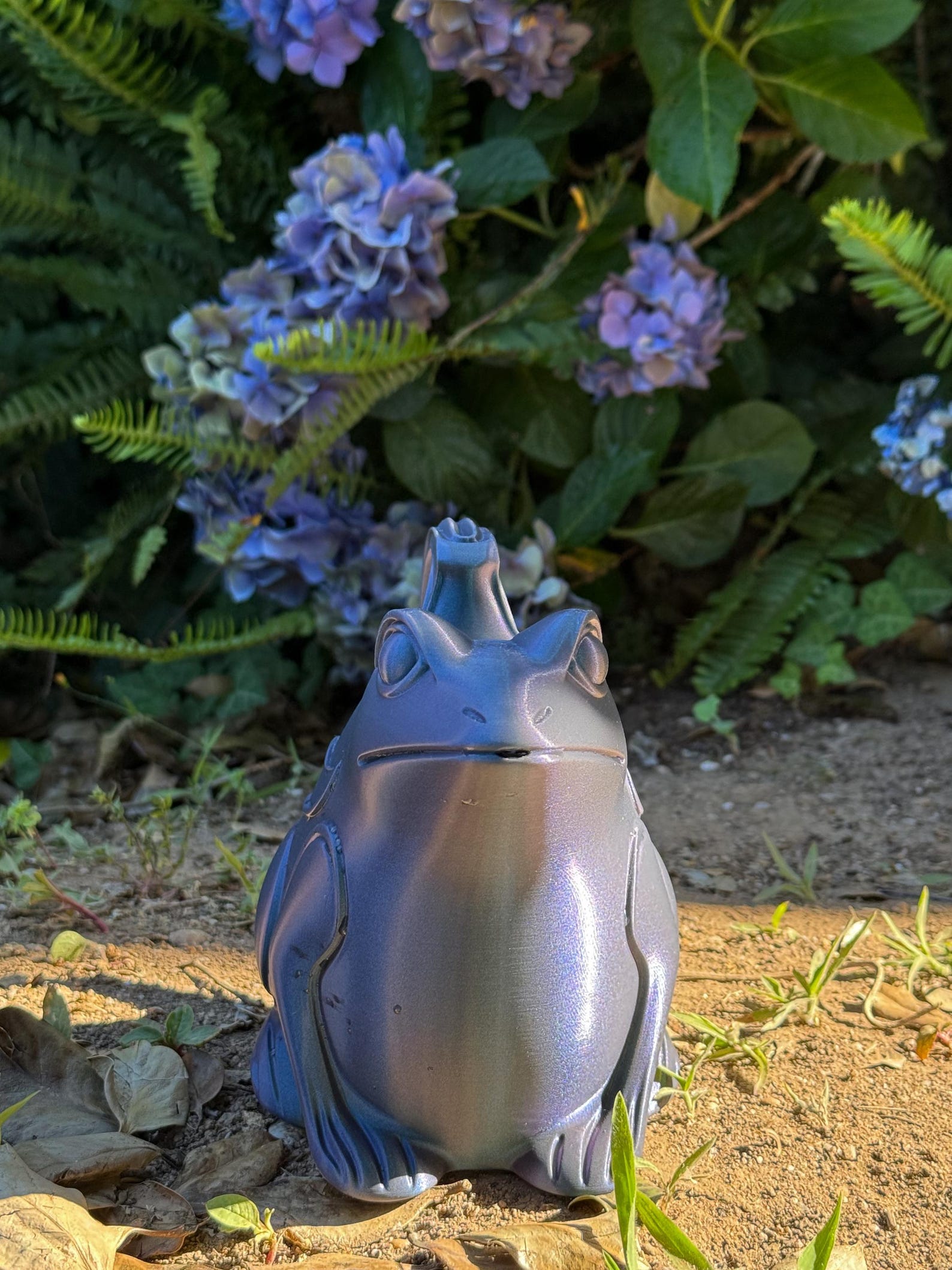 Frog Watering Can, Garden Animal Decor thumbnail 3