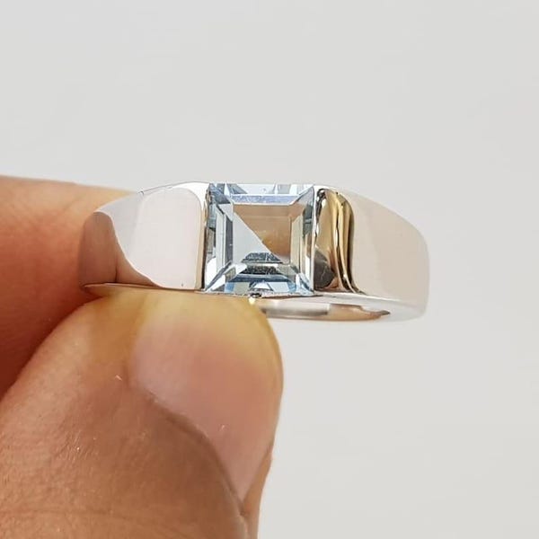 Princess Cut Aquamarin Siegelring für Männer - 18K Weißgold Solitär Statement Ring - Handgemachtes Luxusgeschenk für Ihn, Versprechensring