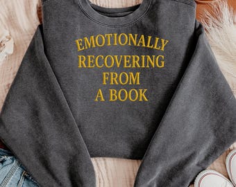 Bluza z haftem „Książkoholik”, sweter z okrągłym dekoltem, „Emocjonalne dochodzenie do siebie po przeczytaniu książki”