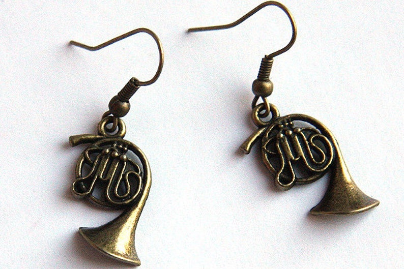 ON VACATION, Music Earrings Steampunk Silver French horn Music Gift for Teacher Musician Jazz Band Orchestra unique eco friendly zdjęcie 4