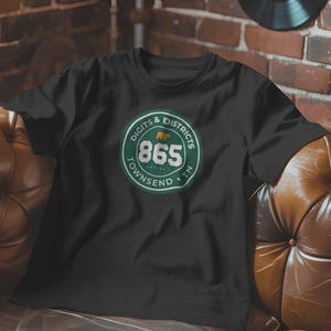 Ziffern & Bezirke T-Shirt - 865 Townsend TN Area Code | Serie I Anstecker