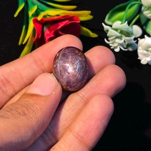 Natürliche Rubin-Sternsaphir-Cabochons: 57,45 Karat Edelsteine