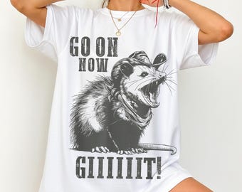 Geh jetzt weiter Giiiit PNG Shirt Design | Lustige Cowboy Opossum Grafik | Sofort Download