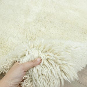 Tribal Turkish shaggy tulu rug - Vintage long pile undyed wool - handmade shag carpet 4.9x8 ft - Moroccan flokati style - Cozy bedroom decor