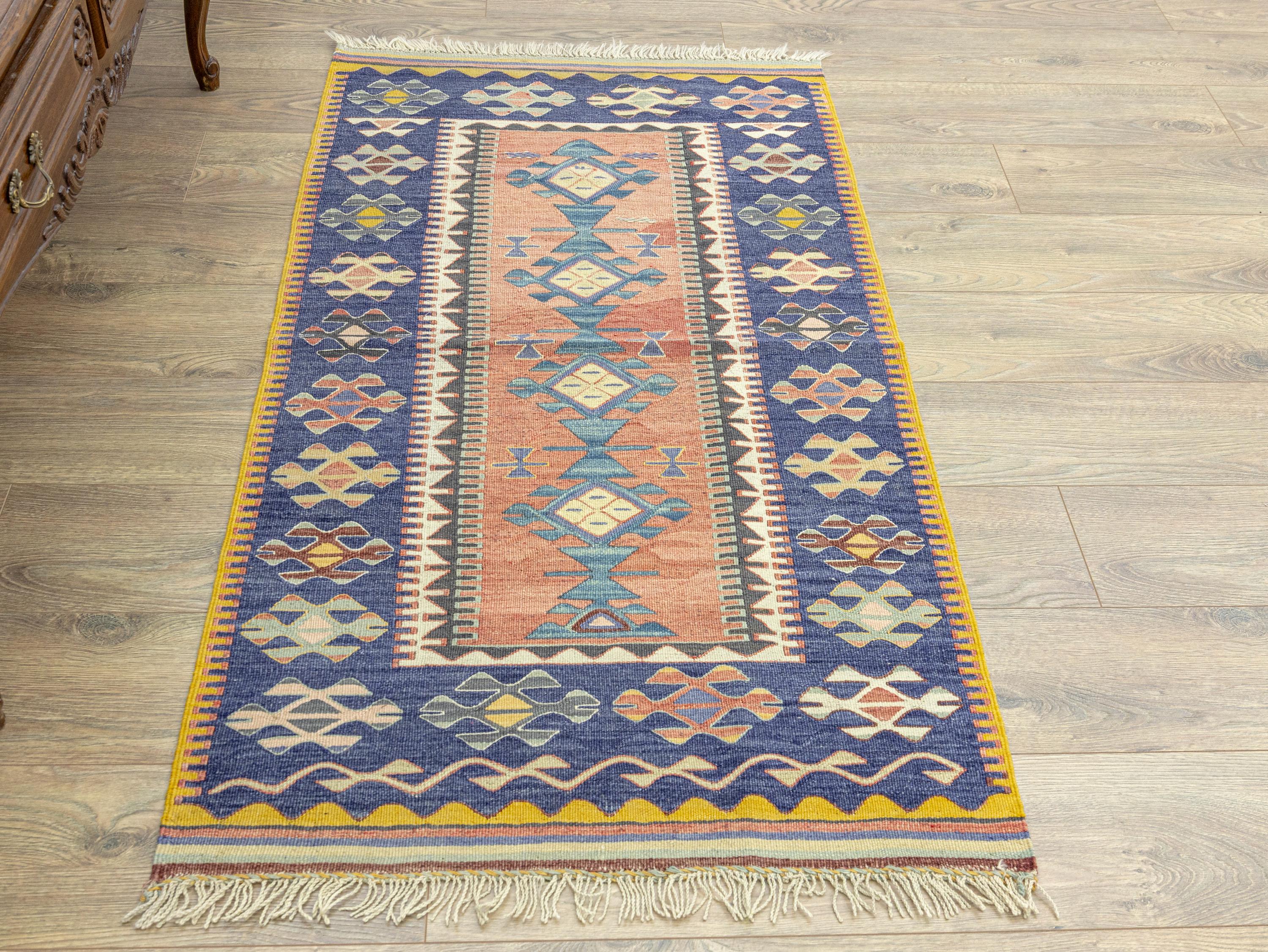 ヴィンテージ トルコキリムラグ 2.8 x 5フィート – バーントコーラル