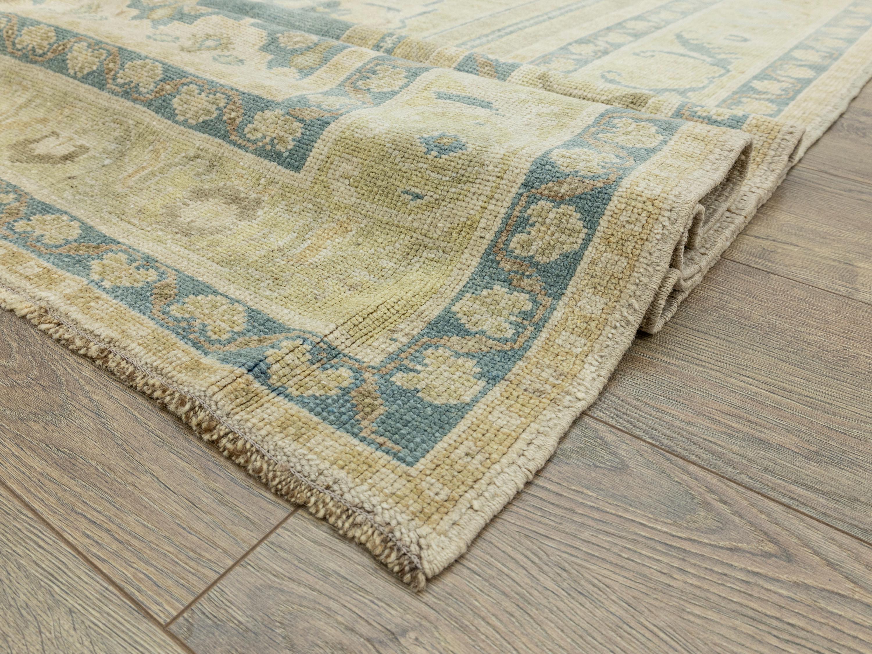 ヴィンテージ トルコ ウシャック ラグ：トープ＆ソフトブルー ウール