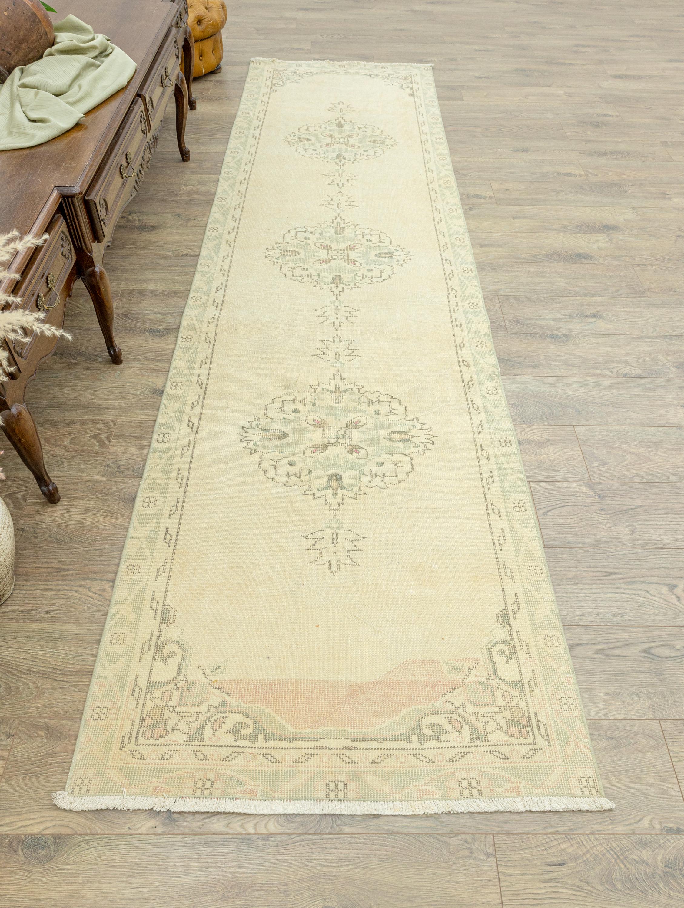 リーフ　カフェラテベージュ47×143 グリーンランナー　トルコヴィンテージラグ リーフ カフェラテベージュ47×143 グリーンランナー トルコ