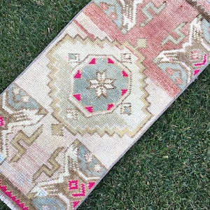 Farmhouse Bathroom Decor Turkish Oushak Small Rug, Vintage Faded Small Handmade Mat Rug, Bathroom Rug, Bath Mat, Unique Gift, 1’5”x3’2” feet