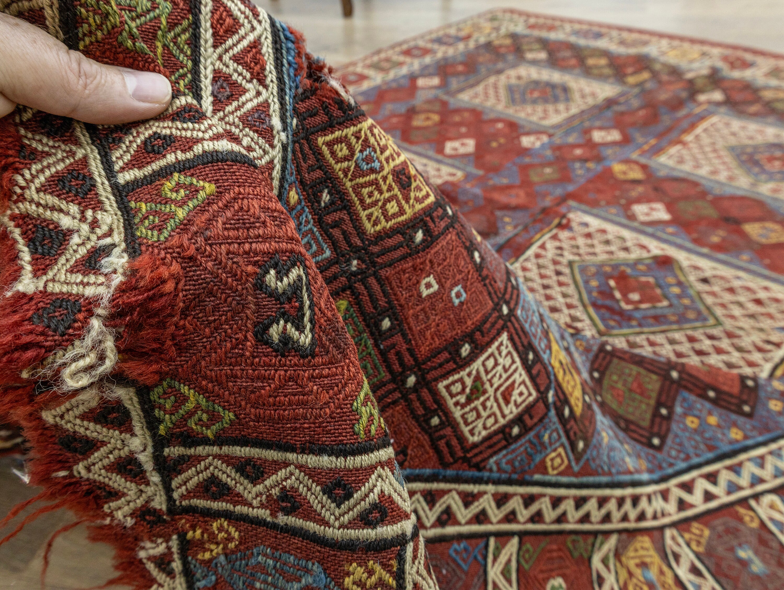 アンティークコンヤキリムラグ：5.7 x 7.6フィート、手織りトルコ