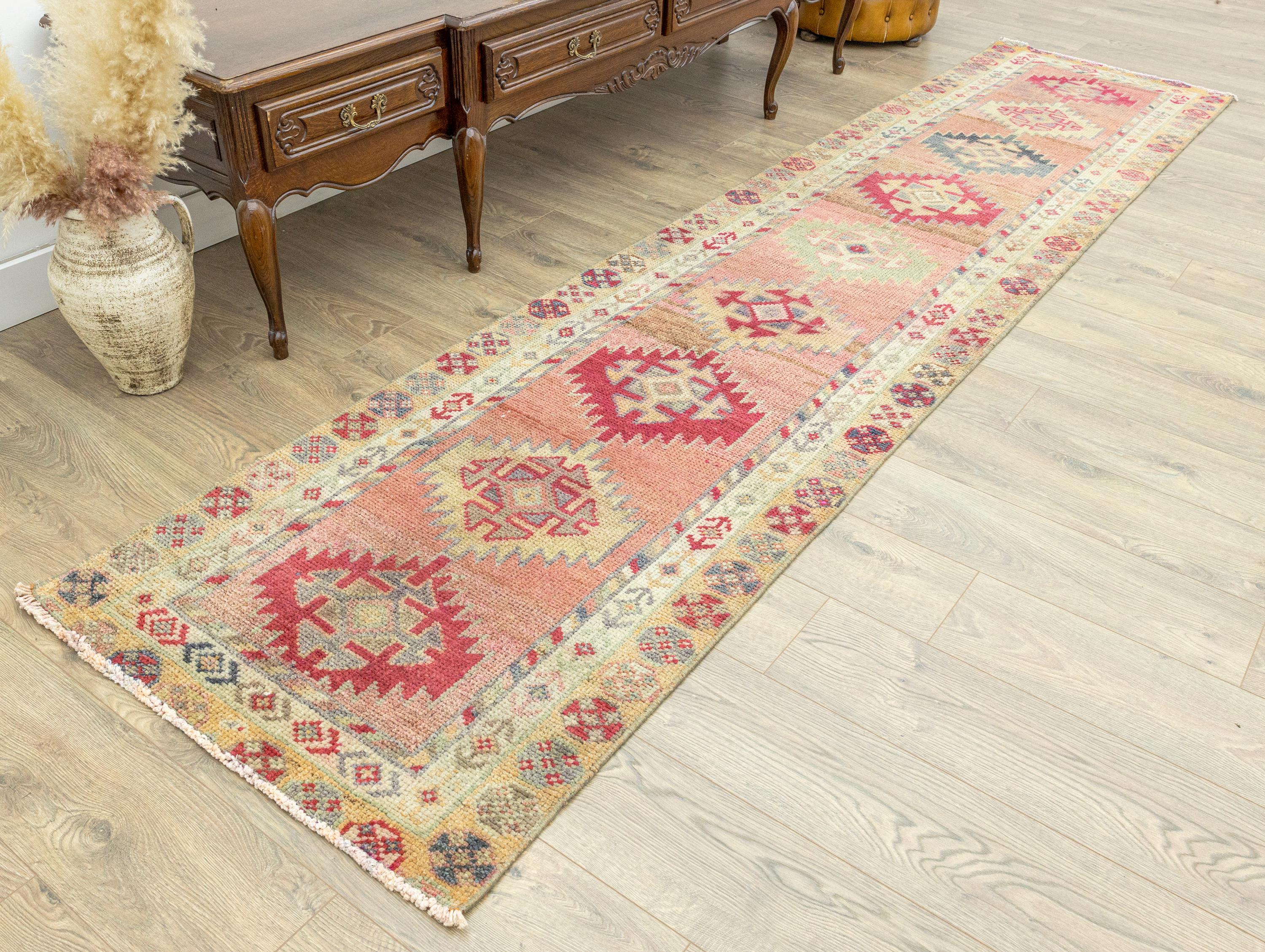 ダスティローズ トルコ製ランナーラグ：ヴィンテージ ボヘミアン