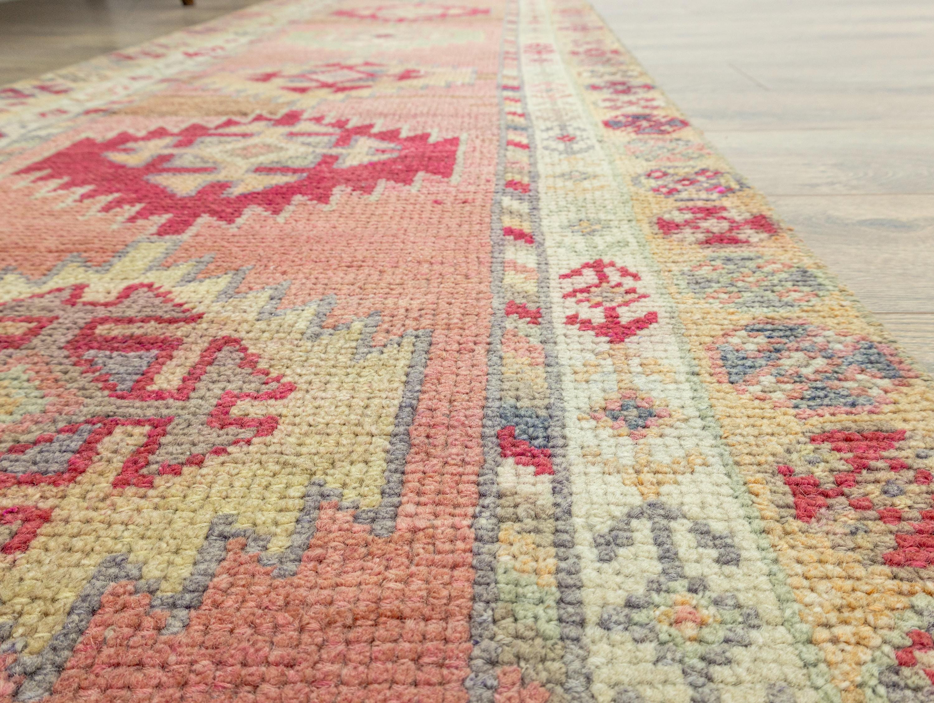 ダスティローズ トルコ製ランナーラグ：ヴィンテージ ボヘミアン