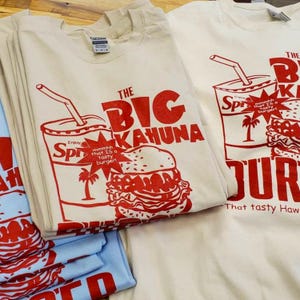 Pulp Fiction 2 unter der Leitung von Quentin Tarantino Michael Jackson Jules Winnfield John Travolta Vincent Vega das Big Kahuna Burger Herren T-Shirt Bild 10