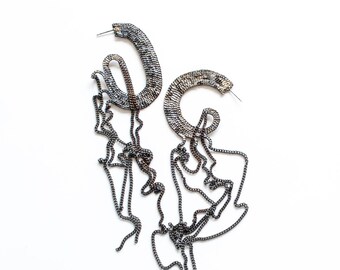 Silberne Creolen, asymmetrische Ohrstecker aus geschwärztem 925er Silber, Ohrstecker aus Chirurgenstahl