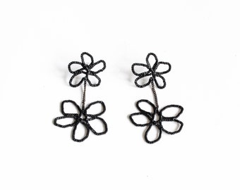 black flower drop stud earring, chain earring powder coated in matte black, handmade in quebec, lightweight for everyday, 90s fashion