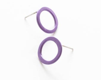 extra kleine violette Kreis Ohrstecker, minimalistische offene Kreis Ohrringe, runde Ohrstecker, Alltags Schmuck, Chirurgenstahl Ohrstecker