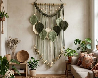 Green Macrame Leaf Wall Hanging, 40 x 96 cm Tapestry with Tassels