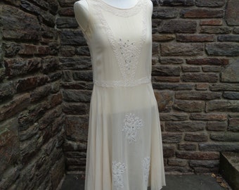 vintage women's dress flapper 1920's chiffon wedding bridal art deco ivory beaded textiles
