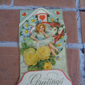 tarjeta vintage de San Valentín saludos rosas amarillas 3D palomas cottage chic tren