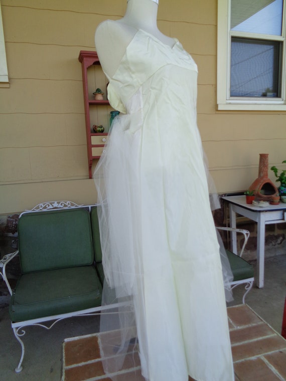 vintage women's wedding slip original 1960's mesh… - image 4