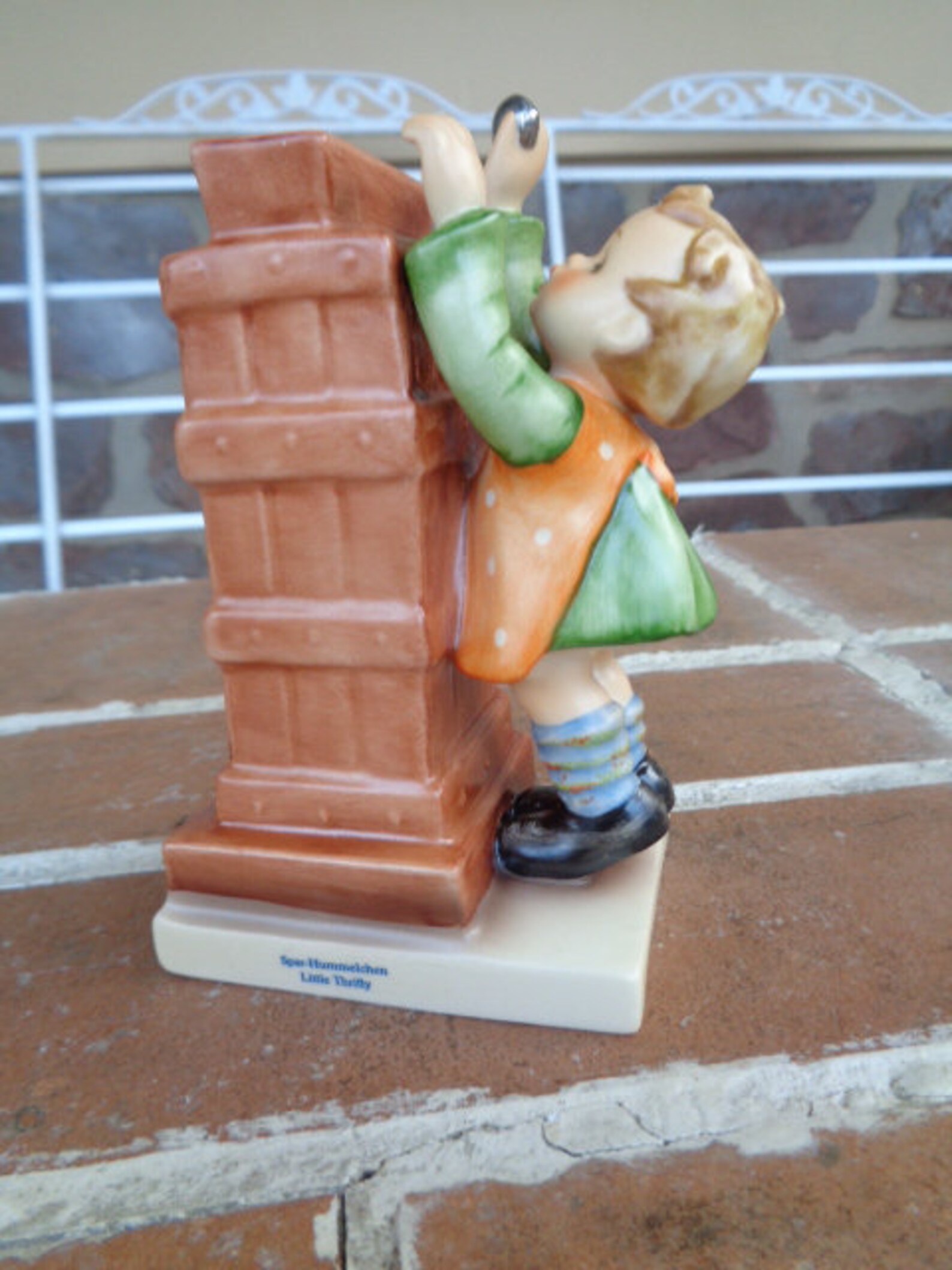 hummel little thrifty