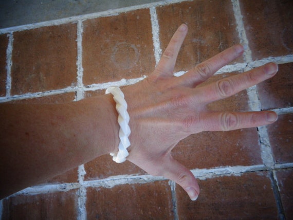 Vintage white carved celluloid bangle bracelet ac… - image 7